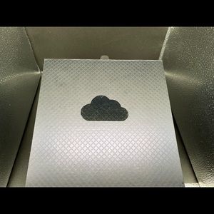 Illuminated Gift Box & 1 Pair of Socks Combo